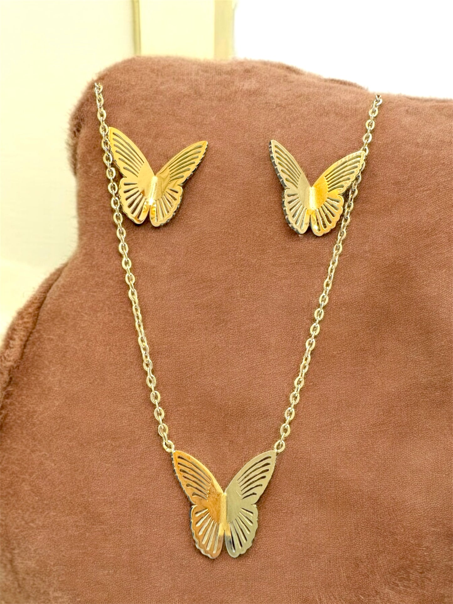 Gold Butterfly Necklace