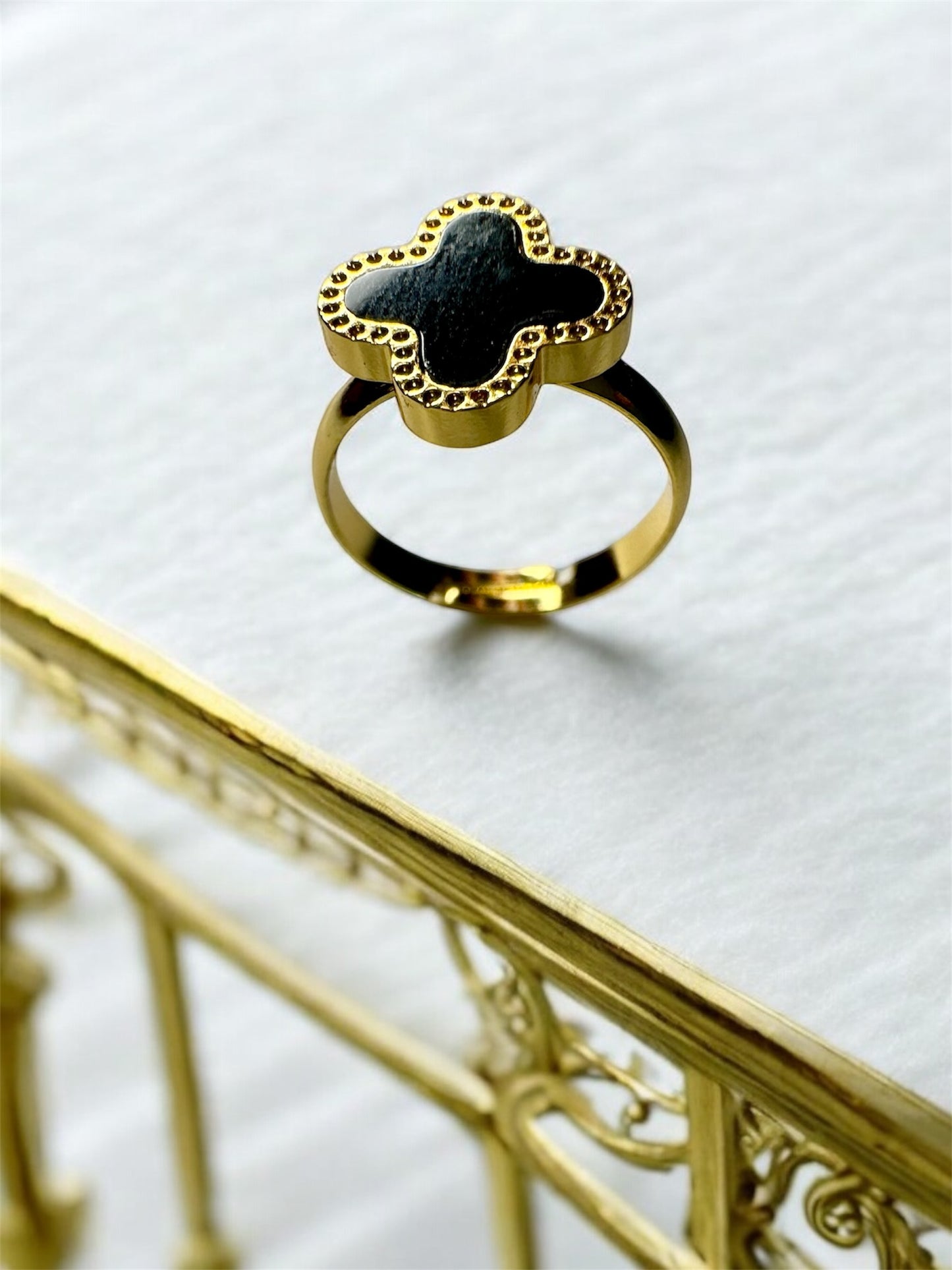 Gold Clover Ring