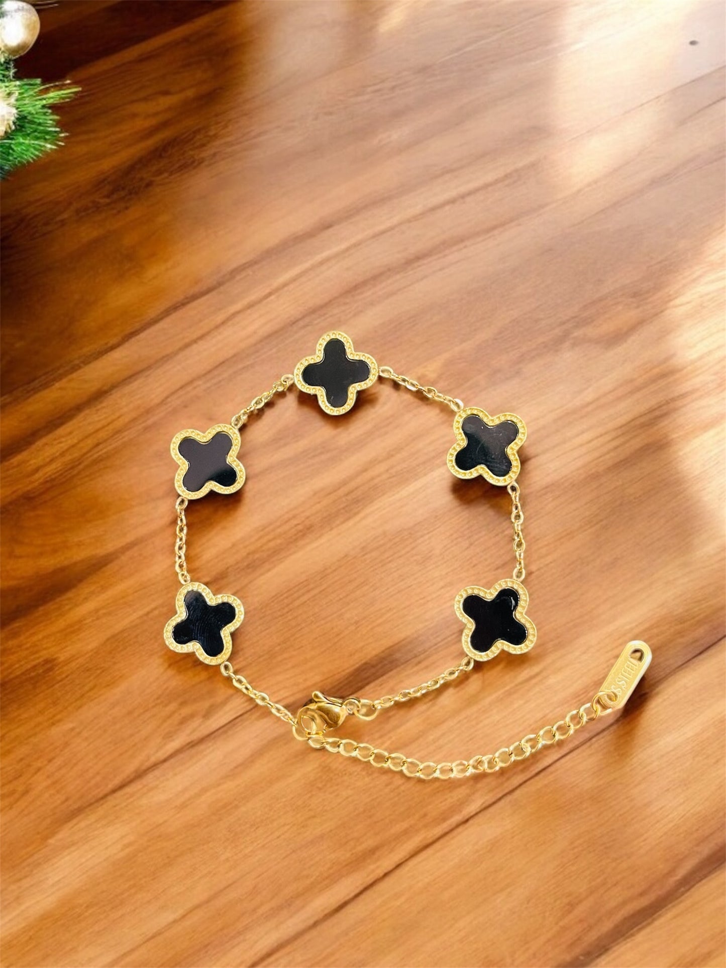 Clover Bracelet