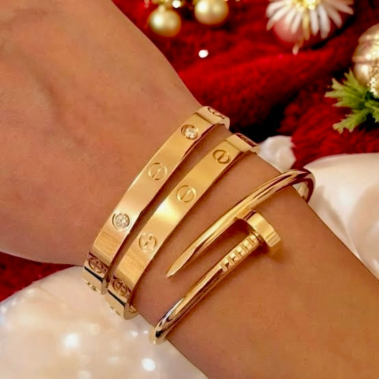 Love Cartier cuff